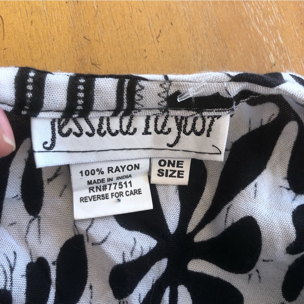 Vintage Black and White Beach Coverup Funky Pattern Maxi Dress Asymmetrical Hem - Picture 8 of 11